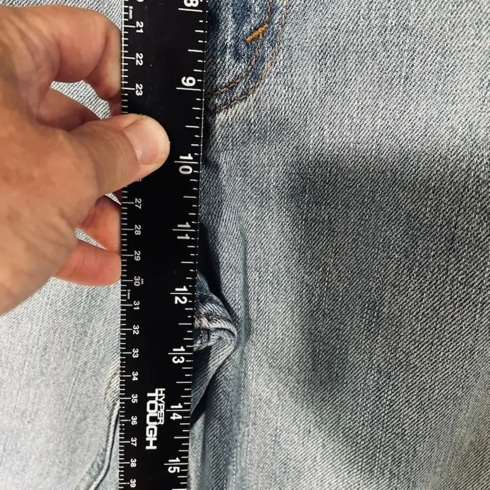 Vintage Y2K Levis 550 Jeans 40x30* Light Medium Wash Tapered Toned Dad Skater 00